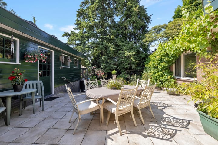 Foto 52 van Hoenderloseweg 36