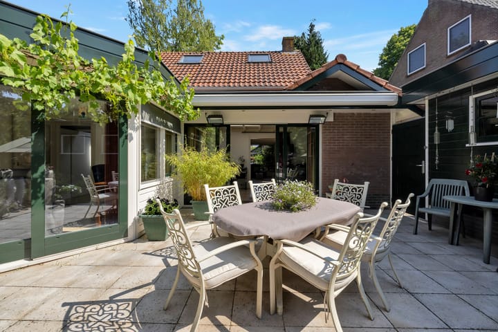 Foto 55 van Hoenderloseweg 36