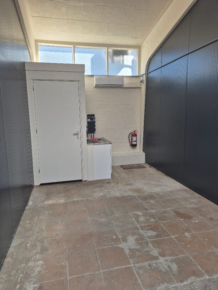 Photo 8 of Adriaen Brouwerstraat 2