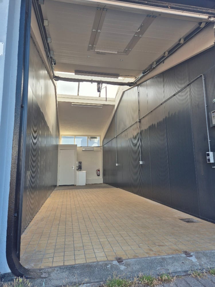 Photo 13 of Adriaen Brouwerstraat 2