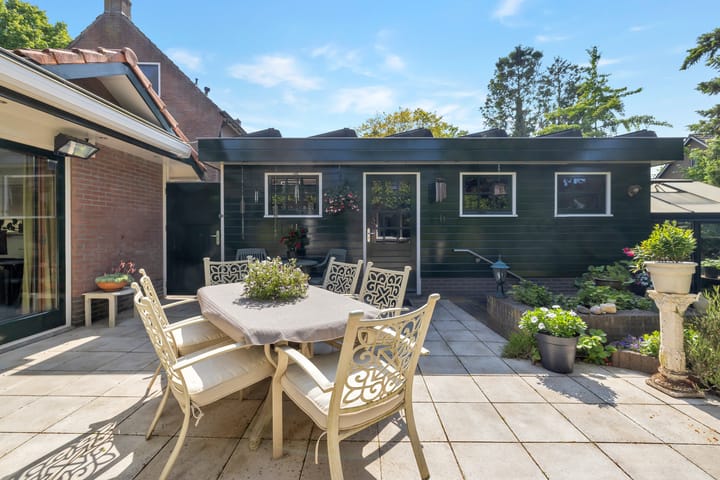 Foto 61 van Hoenderloseweg 36