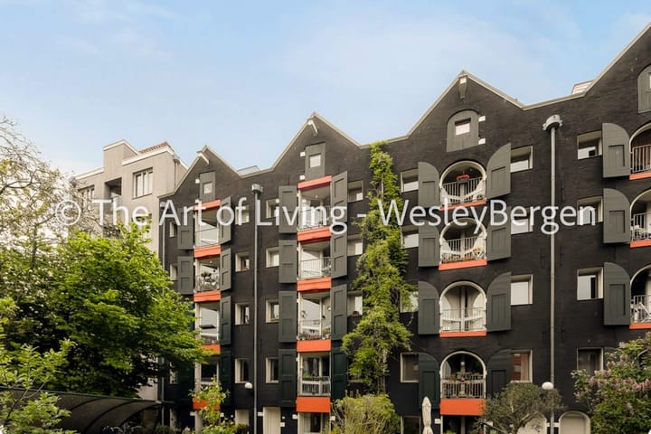 Photo 27 of Nieuwe Uilenburgerstraat 19-B