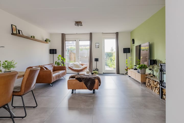 Photo 5 of Willem van de Veldestraat 37