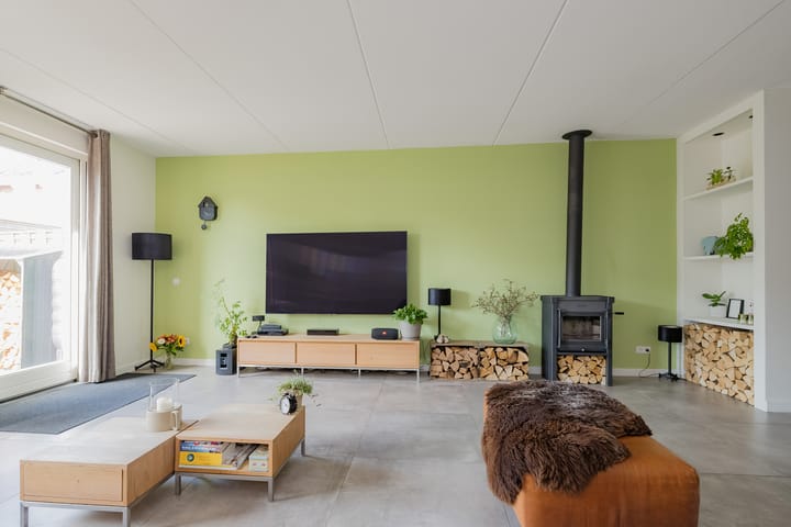 Photo 6 of Willem van de Veldestraat 37