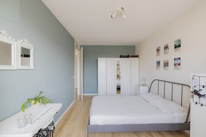 Photo 21 of Willem van de Veldestraat 37