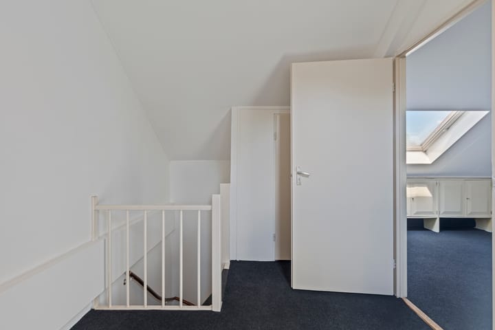 Foto 15 van Buizerdhof 5