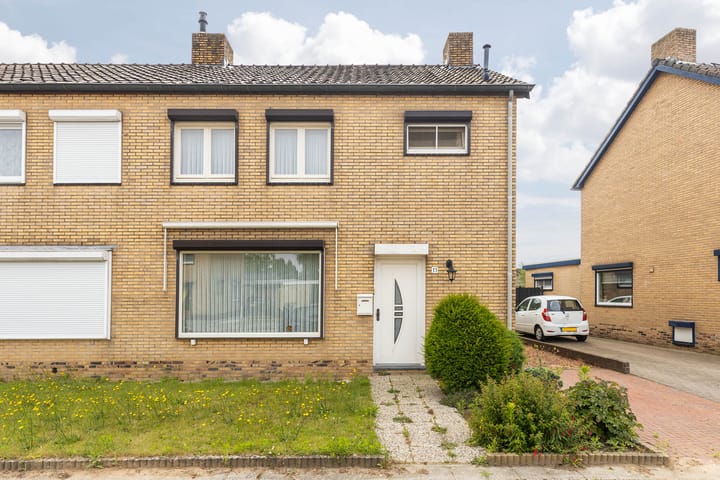 Foto 1 van Wirostraat 11