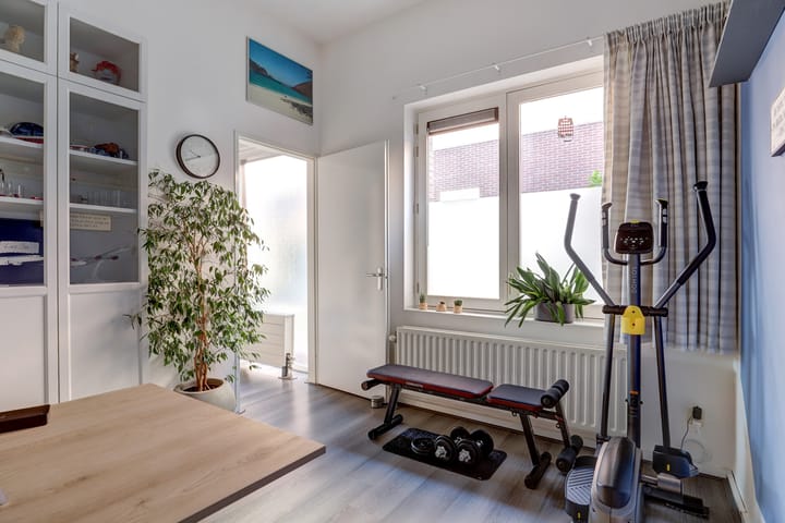 Foto 14 van Tenderstraat 2