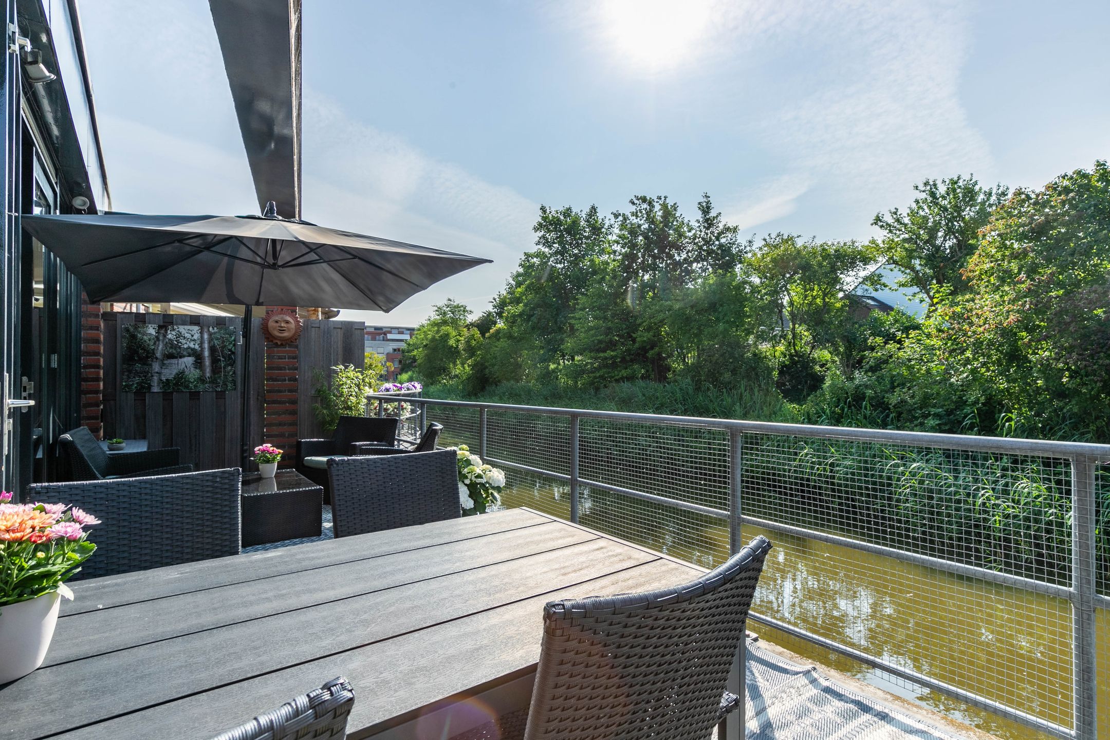 Foto 15 van Schoorsteen 22