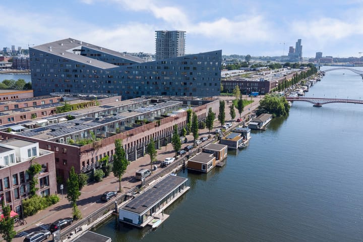 Foto 59 van Tenderstraat 2