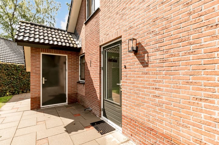 Foto 13 van Stakenbergweg 62-0013