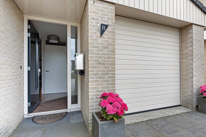 Foto 11 van De Eker 11