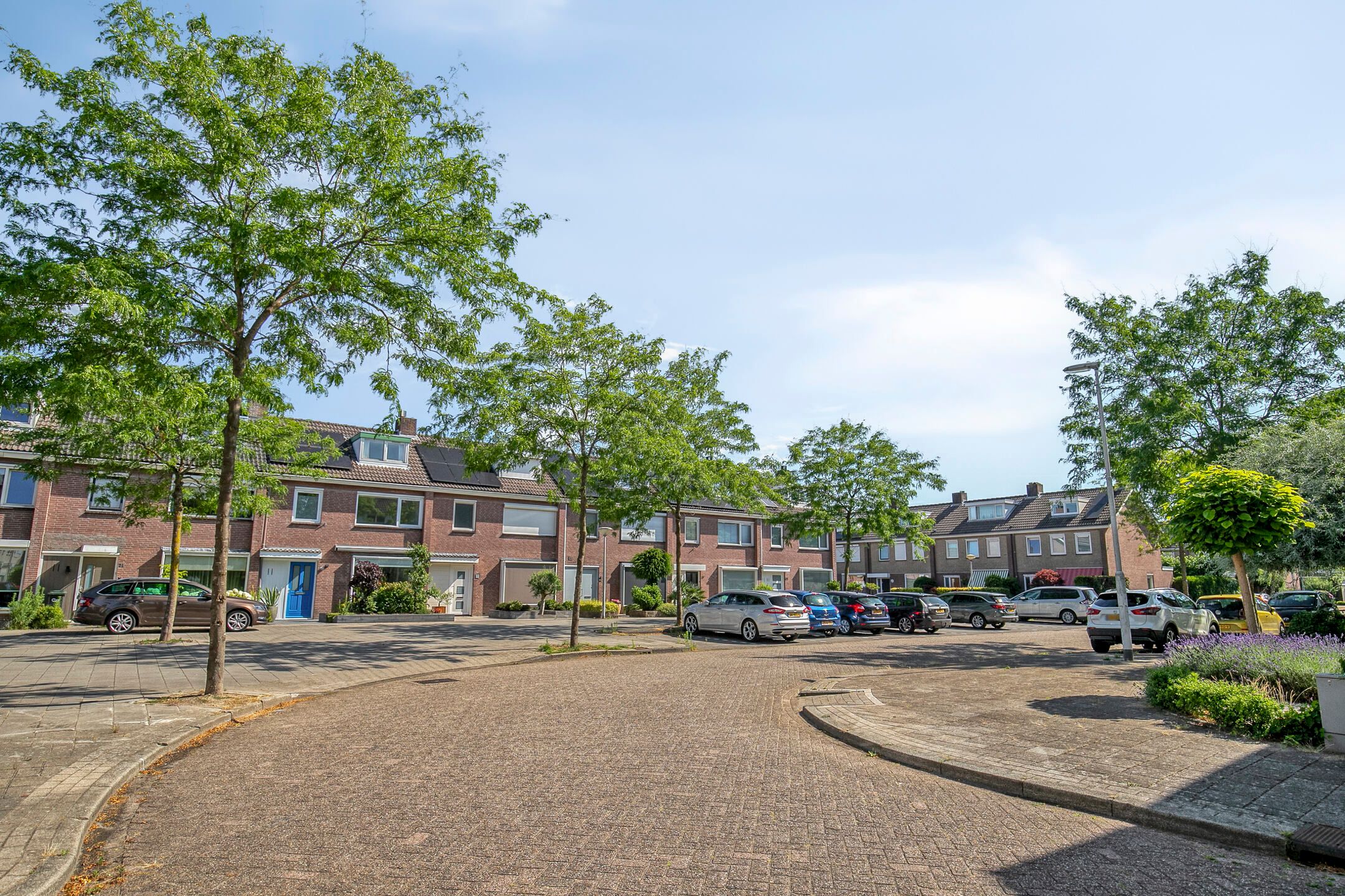 Foto 6 van Busweg 33