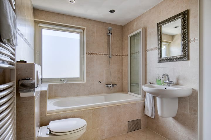 Foto 3 van Busweg 33