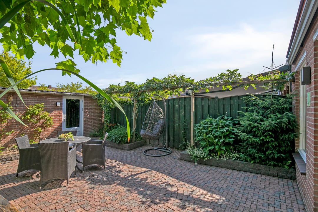 Foto 28 van Busweg 33