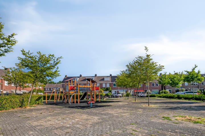 Foto 32 van Busweg 33