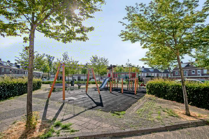 Foto 33 van Busweg 33