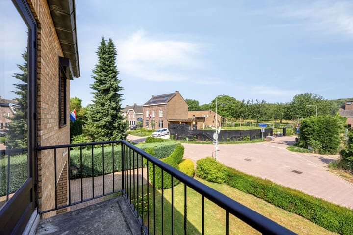 Foto 23 van Voerenweg 30