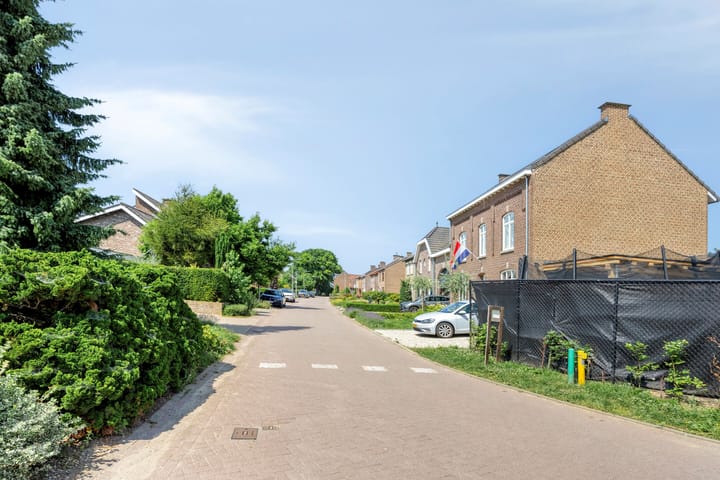 Foto 42 van Voerenweg 30