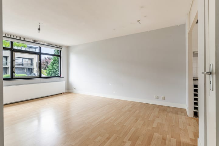 Foto 8 van Joris Ivenslaan 135