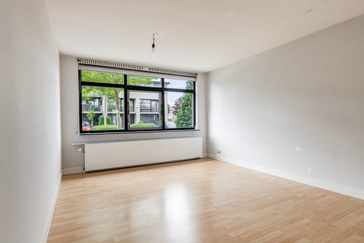 Foto 10 van Joris Ivenslaan 135