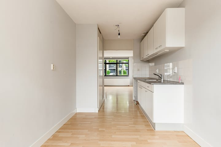 Foto 13 van Joris Ivenslaan 135