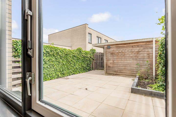 Foto 21 van Joris Ivenslaan 135