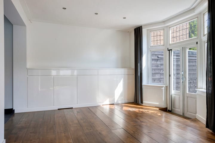 Foto 11 van P C Hooftstraat 41