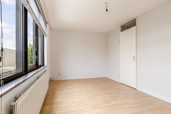 Foto 27 van Joris Ivenslaan 135