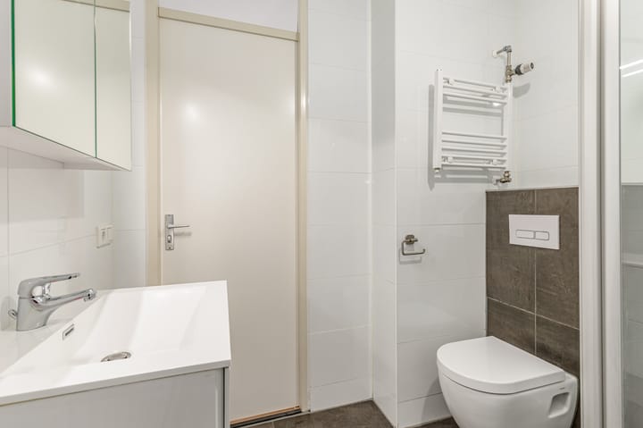 Foto 29 van Joris Ivenslaan 135