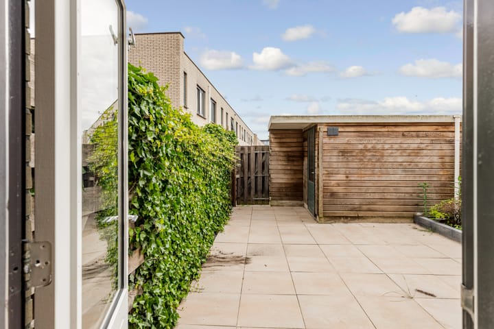 Foto 30 van Joris Ivenslaan 135