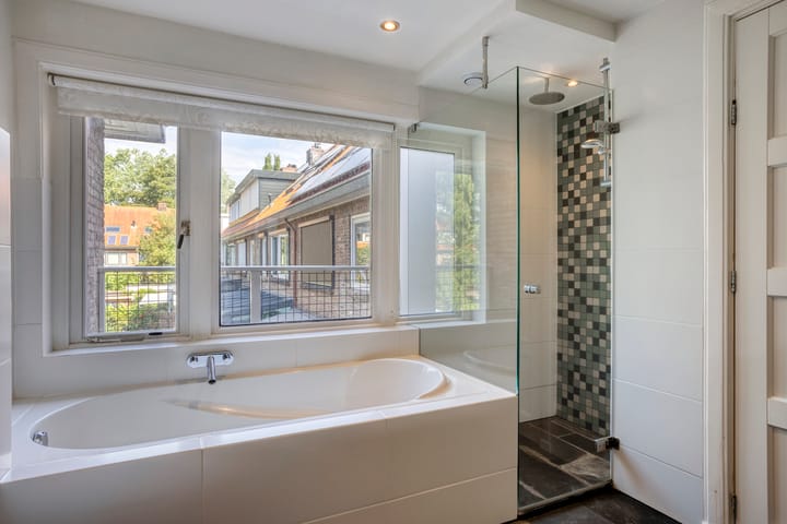 Foto 25 van P C Hooftstraat 41