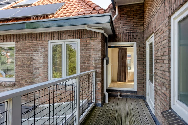 Foto 32 van P C Hooftstraat 41