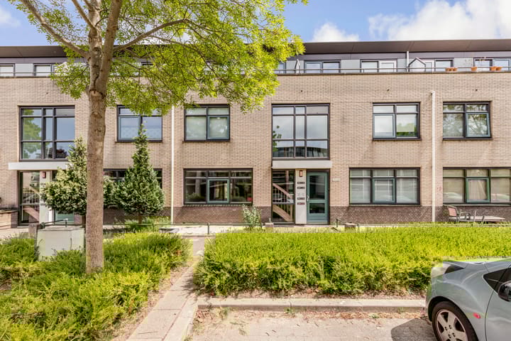 Foto 38 van Joris Ivenslaan 135