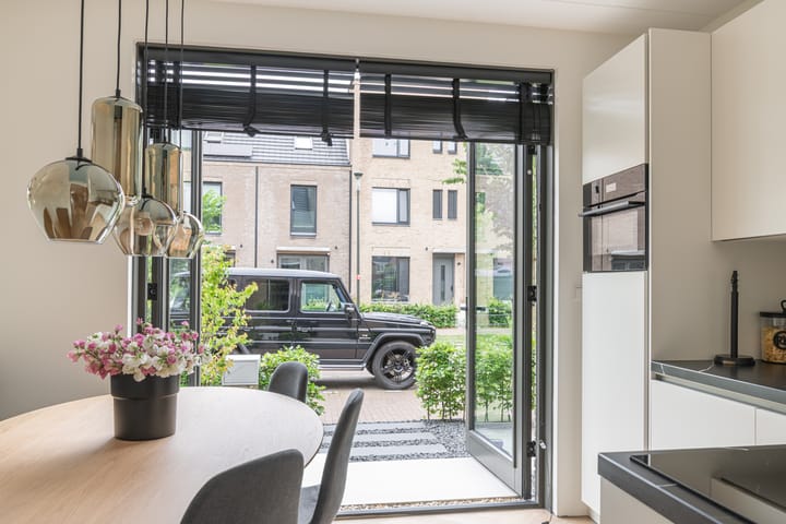 Foto 6 van Tiellaan 92