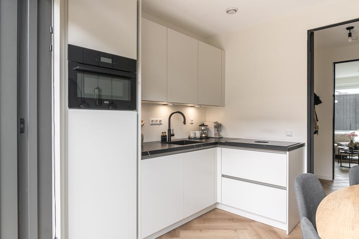 Foto 8 van Tiellaan 92