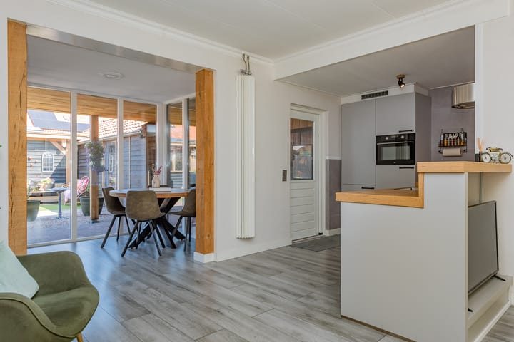 Foto 14 van Sneeuwbesstraat 29