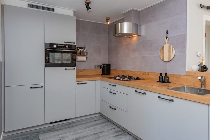 Foto 17 van Sneeuwbesstraat 29