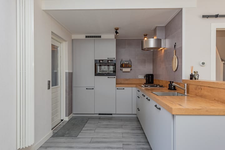 Foto 15 van Sneeuwbesstraat 29