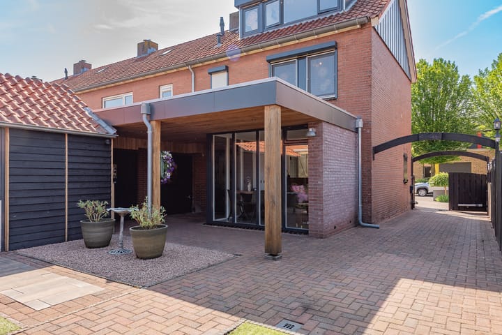 Foto 51 van Sneeuwbesstraat 29