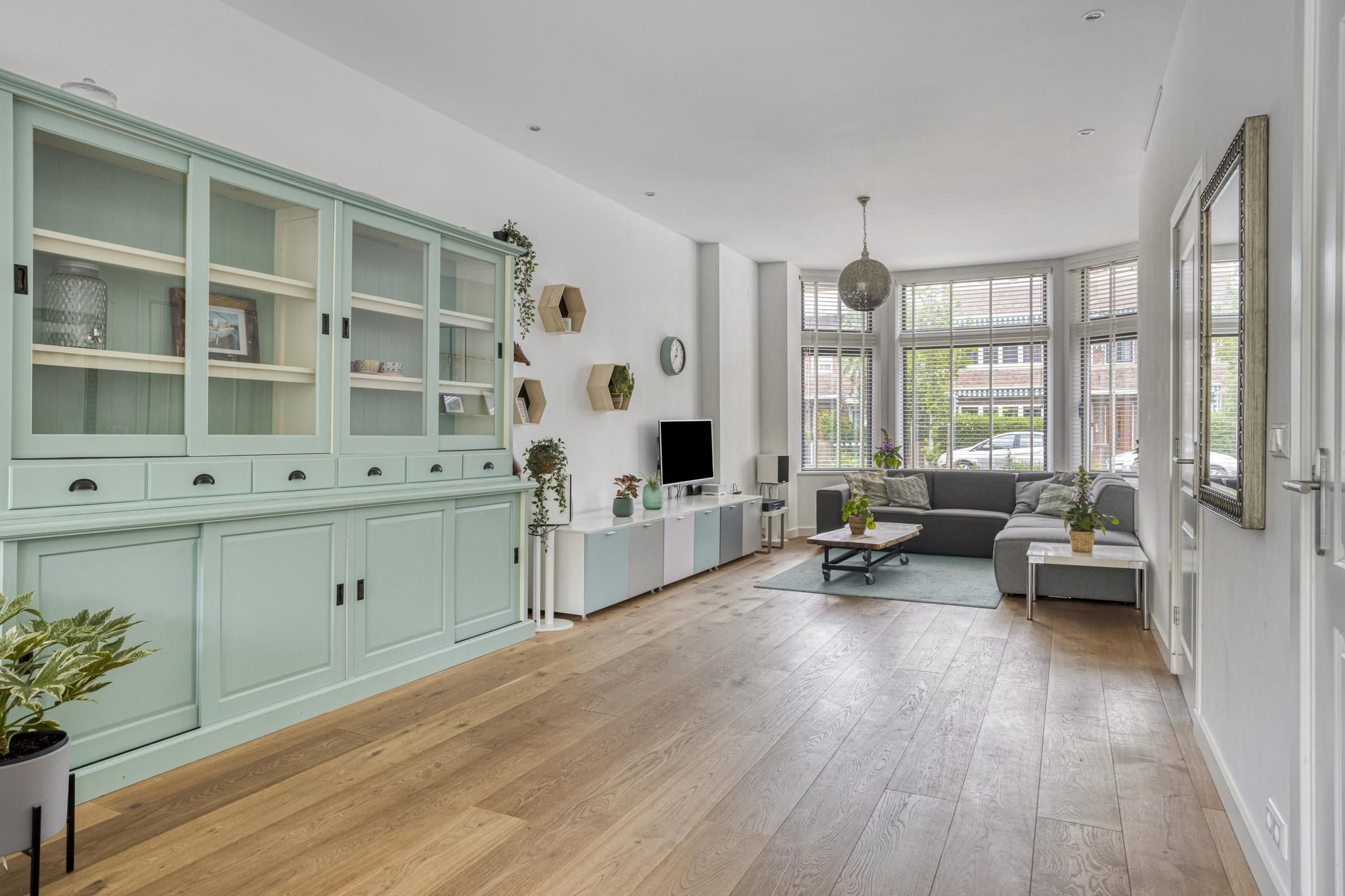 Photo 6 of Laan van Eik en Duinen 202