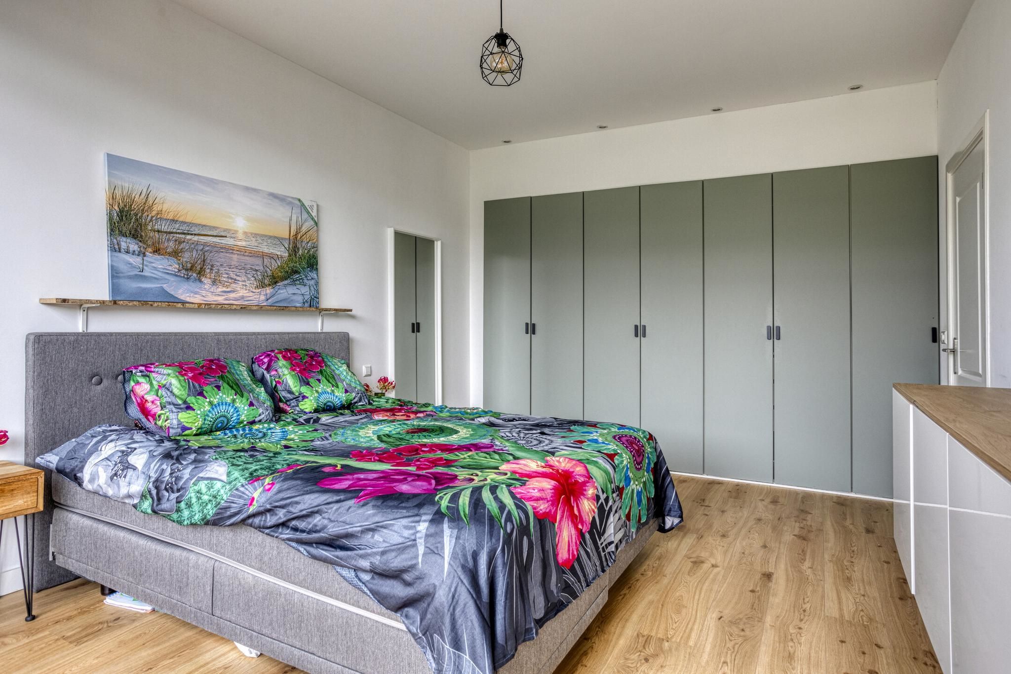 Photo 21 of Laan van Eik en Duinen 202