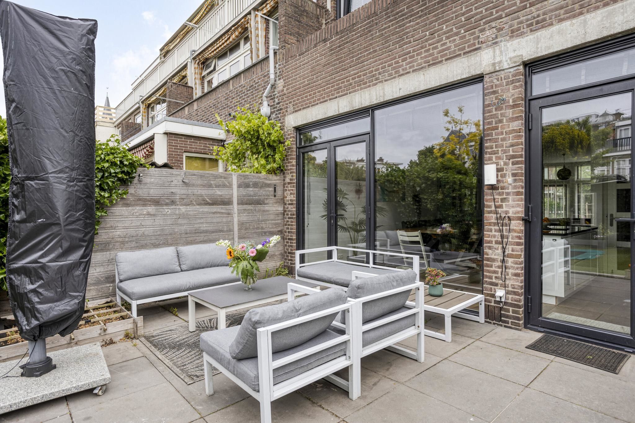 Photo 42 of Laan van Eik en Duinen 202