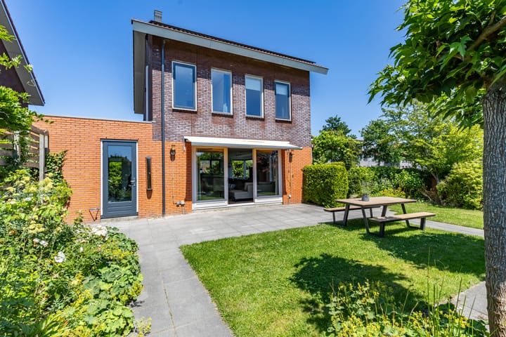 Photo 1 of Frouwesân 137