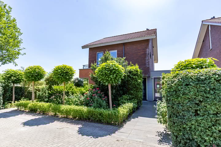 Photo 7 of Frouwesân 137