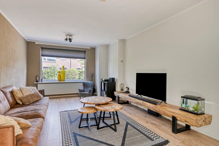 Foto 14 van Irenestraat 15