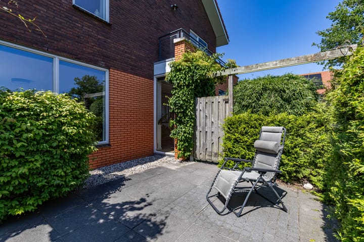 Photo 46 of Frouwesân 137