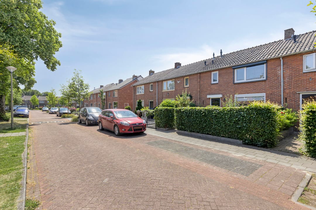 Foto 32 van Irenestraat 15