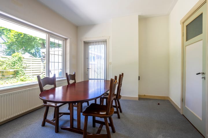 Photo 12 of Vondellaan 49