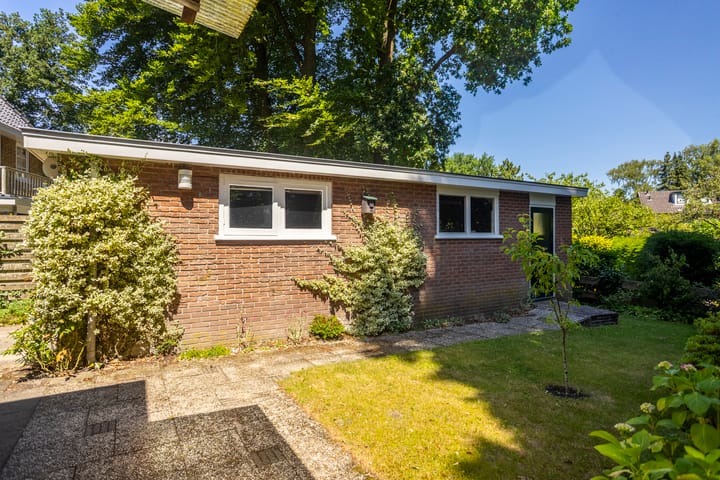 Photo 32 of Vondellaan 49